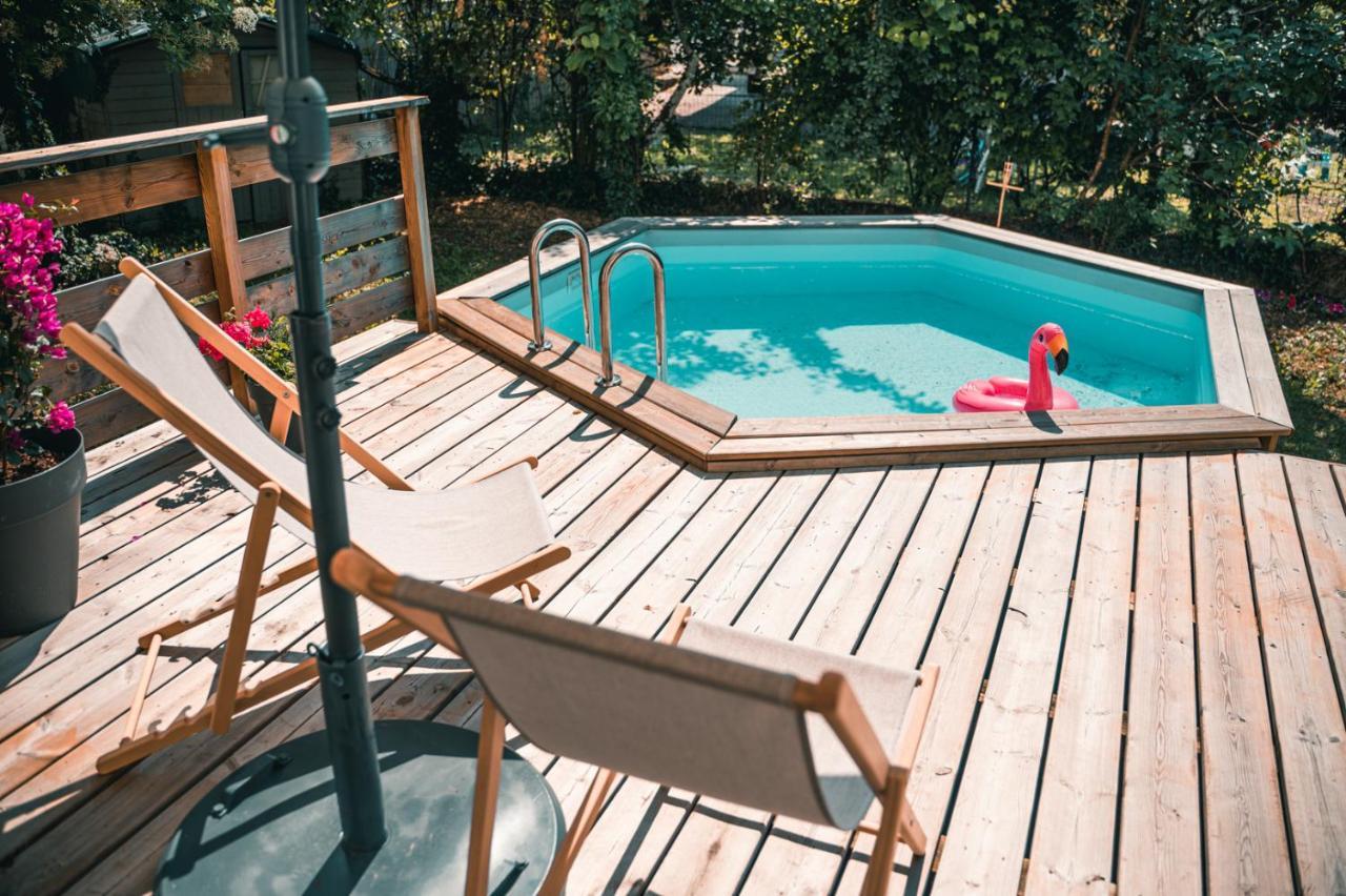 Le Serenite - T3 En Maison De Ville Avec Piscine アヌシー エクステリア 写真